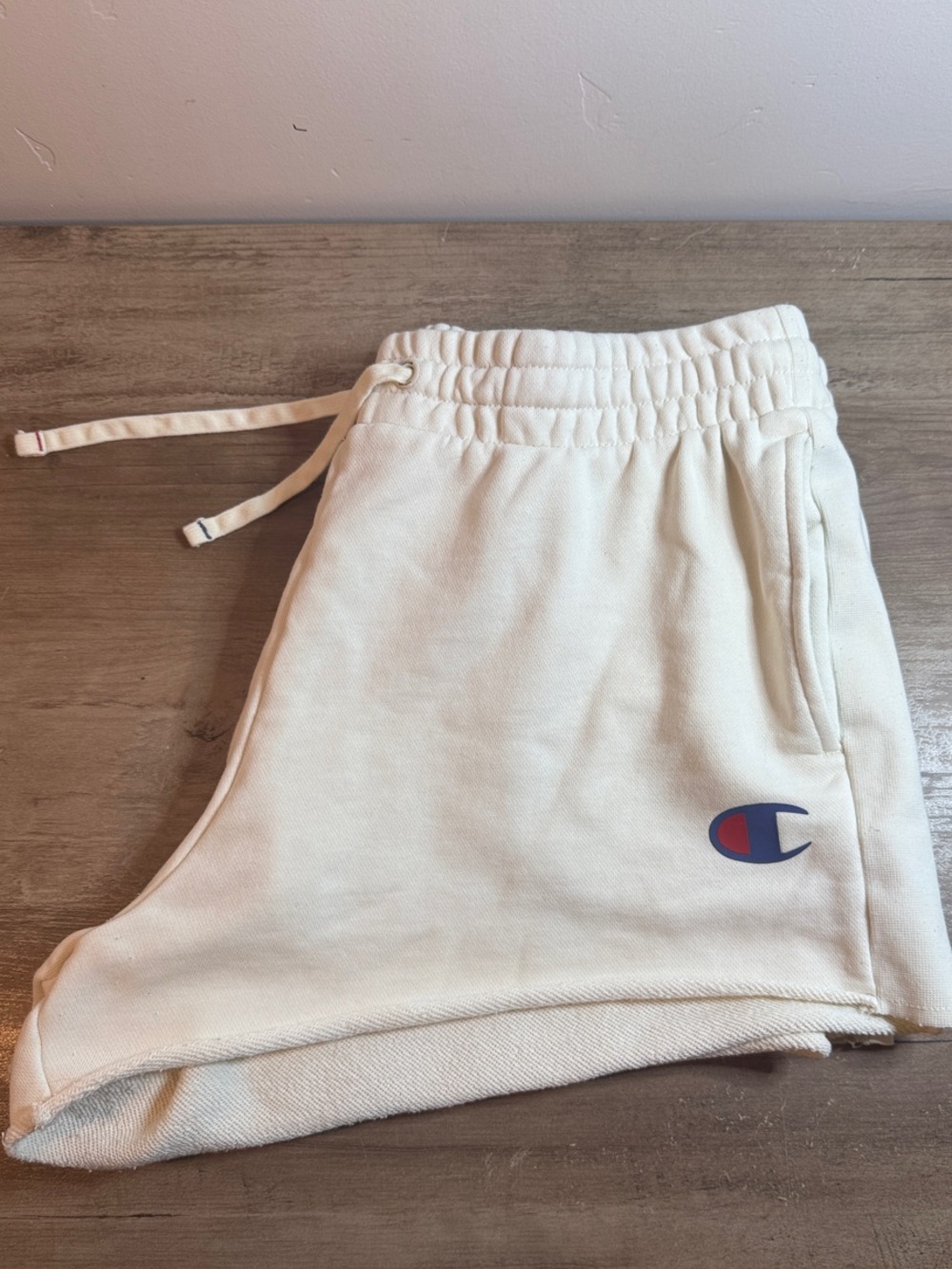 Women’s Champion Cream Shorts with Logo and drawstrings